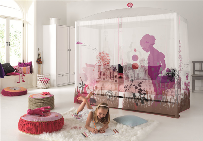 ORIGINAL_WONDERLAND_HOOFDBEELD_CORR 2014.jpg