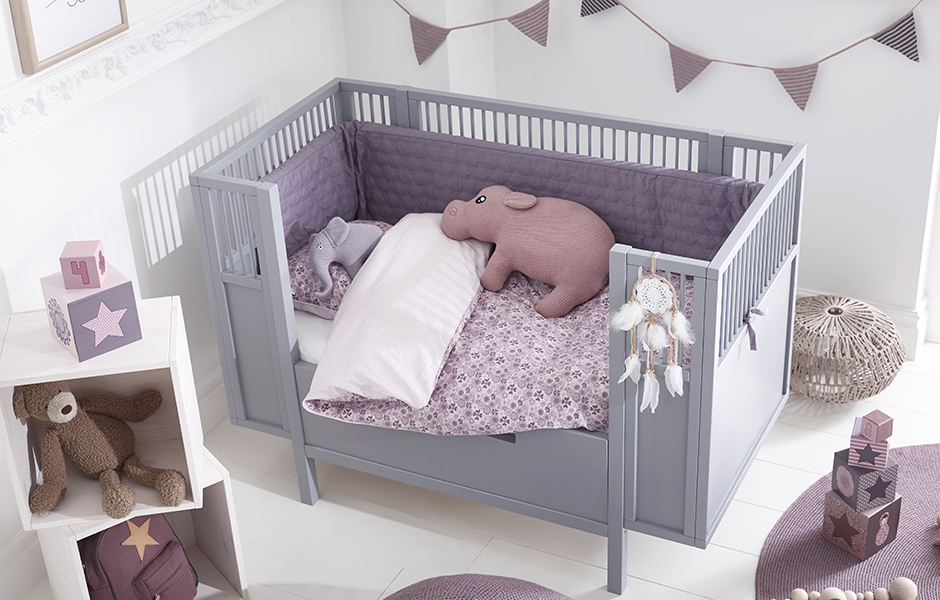 BABY COT-WHITE