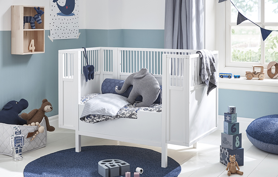 BABY COT-WHITE